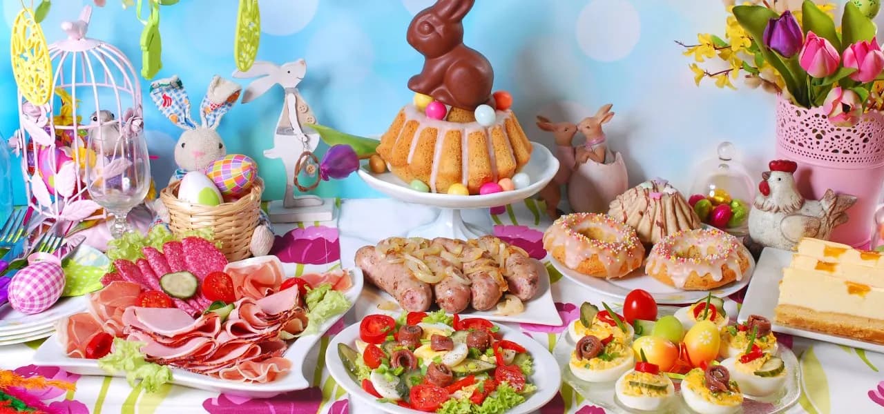 Co na stół wielkanocny? Tradycyjne potrawy i dekoracje na święta