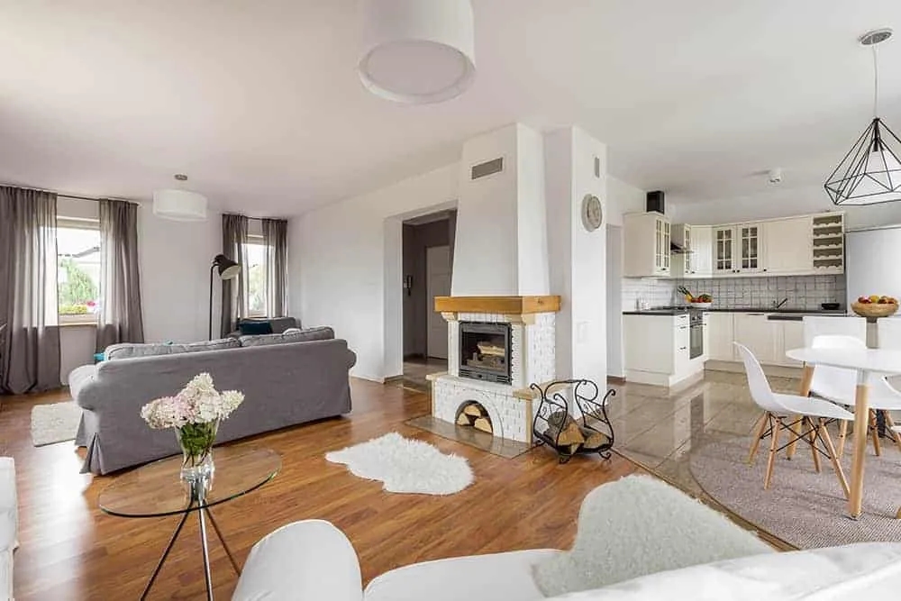 Jakie żyrandole do salonu - wybierz idealne oświetlenie dla siebie