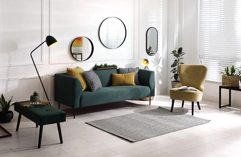 Jakie kolory ścian do zielonej kanapy, aby uniknąć przytłoczenia wnętrza?